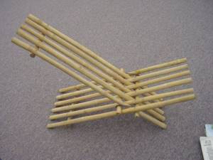 подставка из бамбука