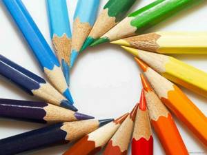 Во время создания топиария следует использовать цветные карандаши